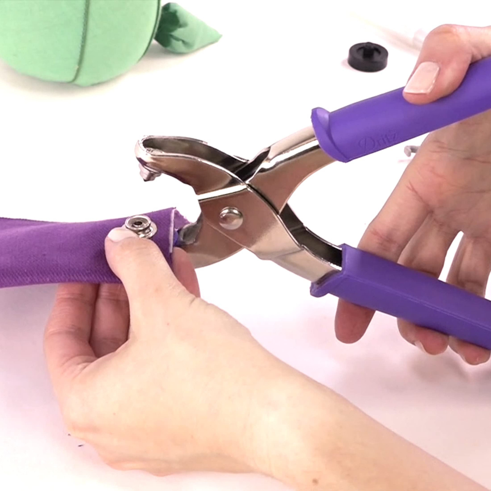 Dritz Heavy Duty Snap Pliers and Tools, Metal