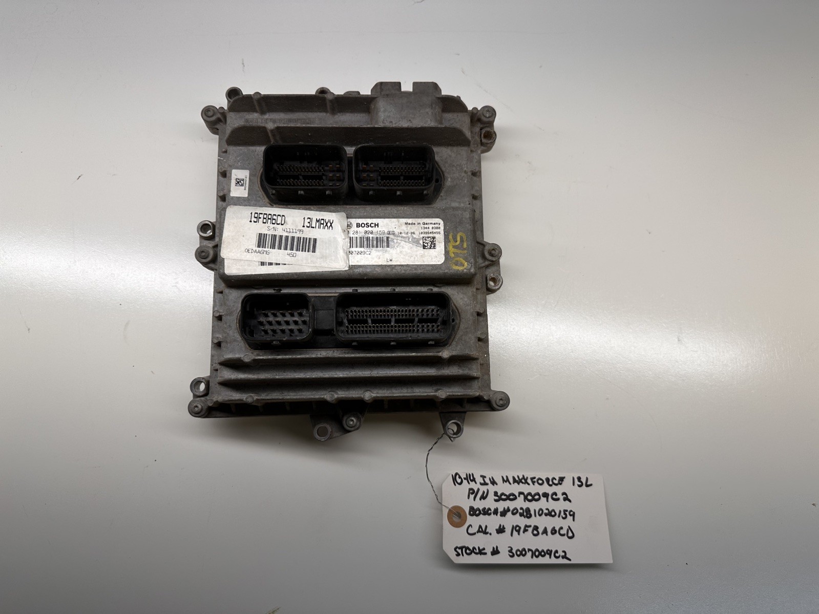 2010–2014 International MaxxForce 13 ECM ECU Computer 3007009C2 Bosch 0281020159