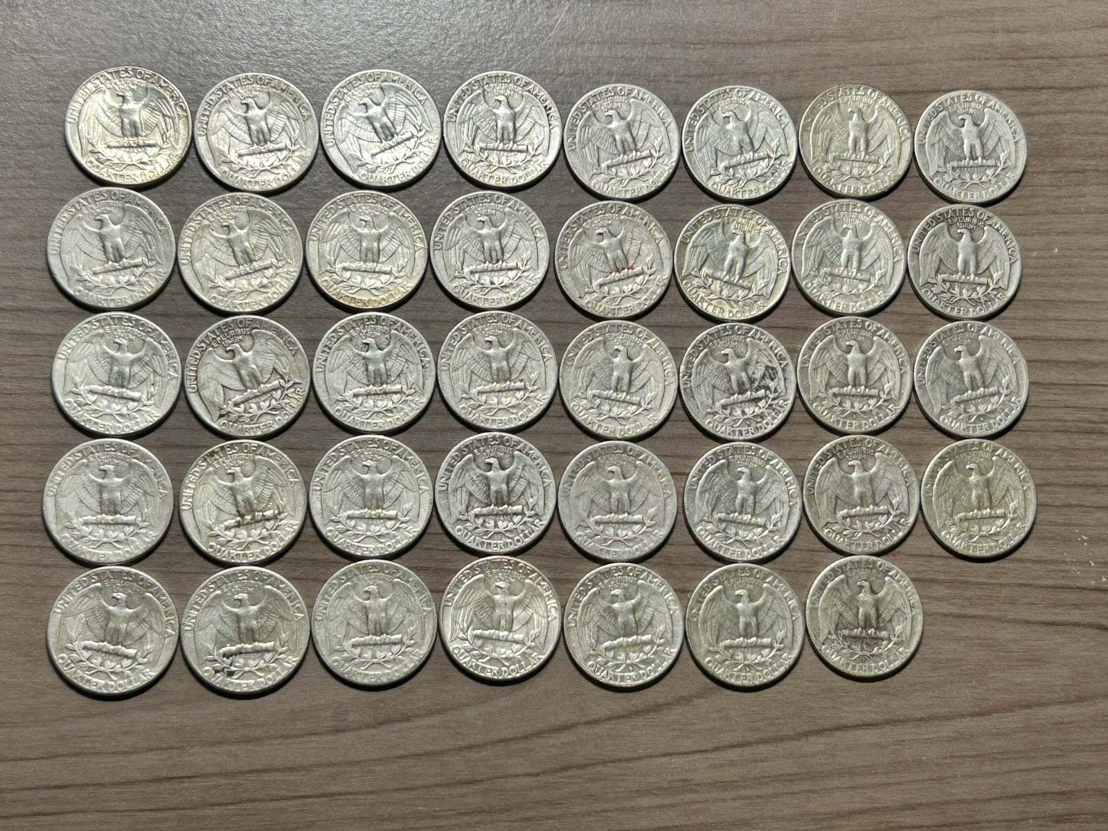 39 x 1957 Washington Quarters 90% Silver Circulated Assorted Dates/Condition