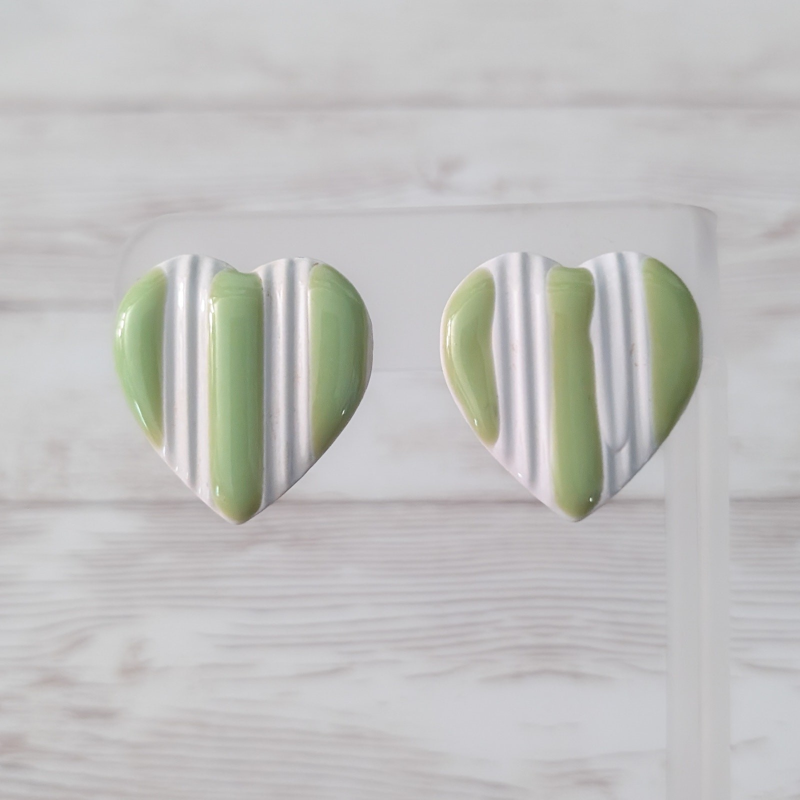 Vintage Stud Earrings Green & White Heart Love Valentines Theme