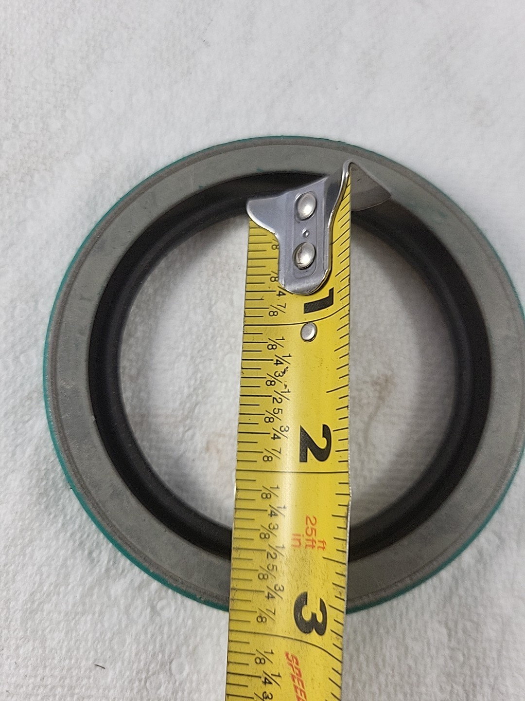 CR Industries 25970 Oil Seal