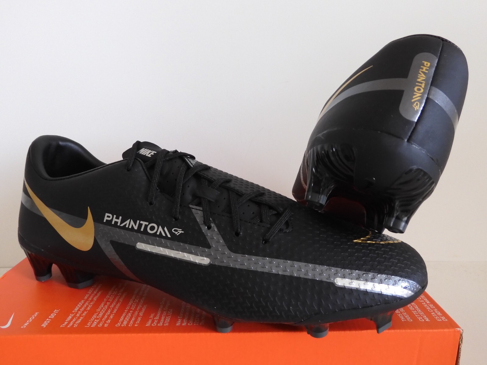 Nike Phantom Gt2 Academy Fg/Mg Fg Black-Metallic Dark Grey Sz 9 [DA4433-007]