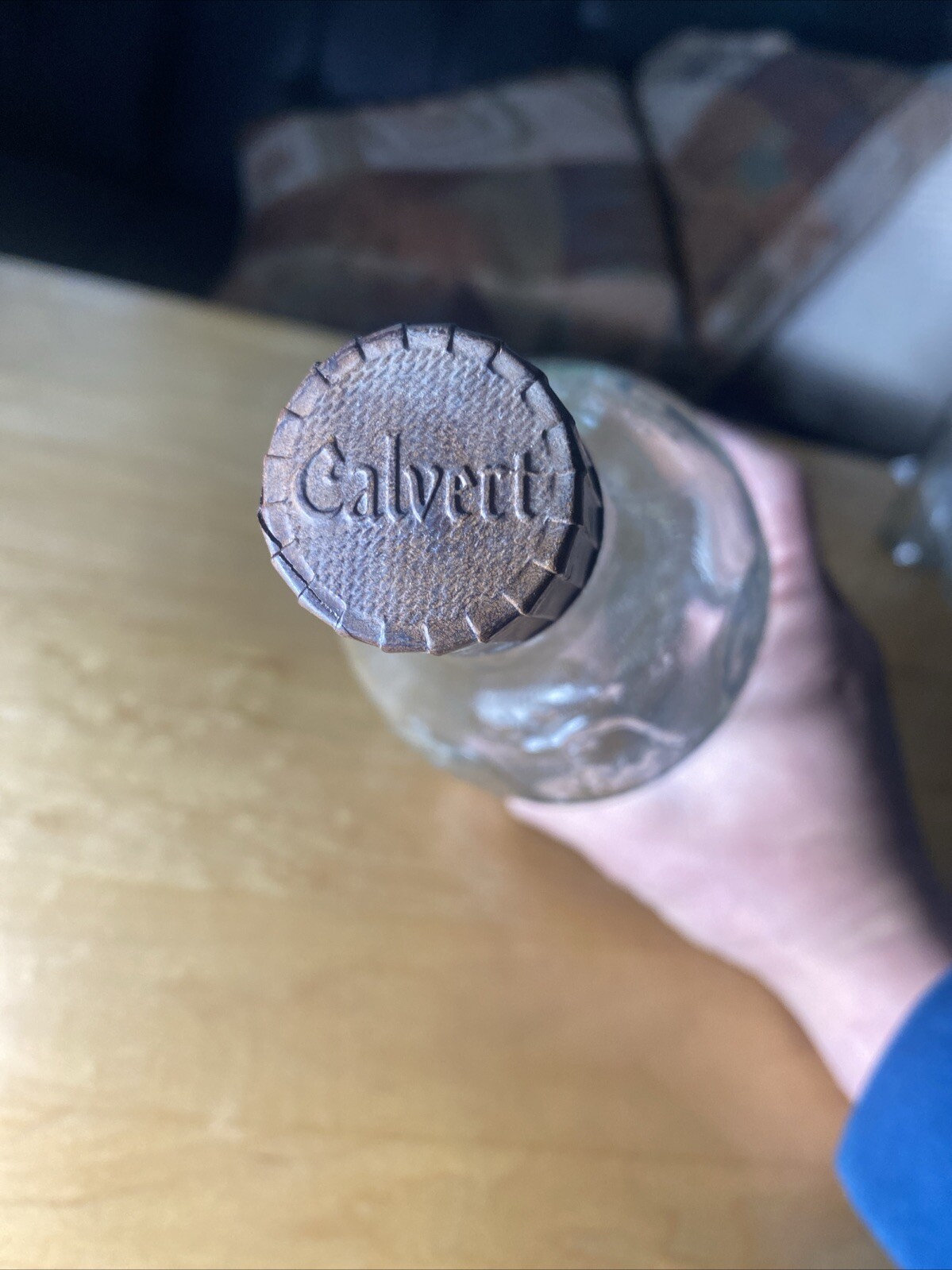 Vintage 1942 Calvert Whiskey Full Quart Embossed Eagles Bottle