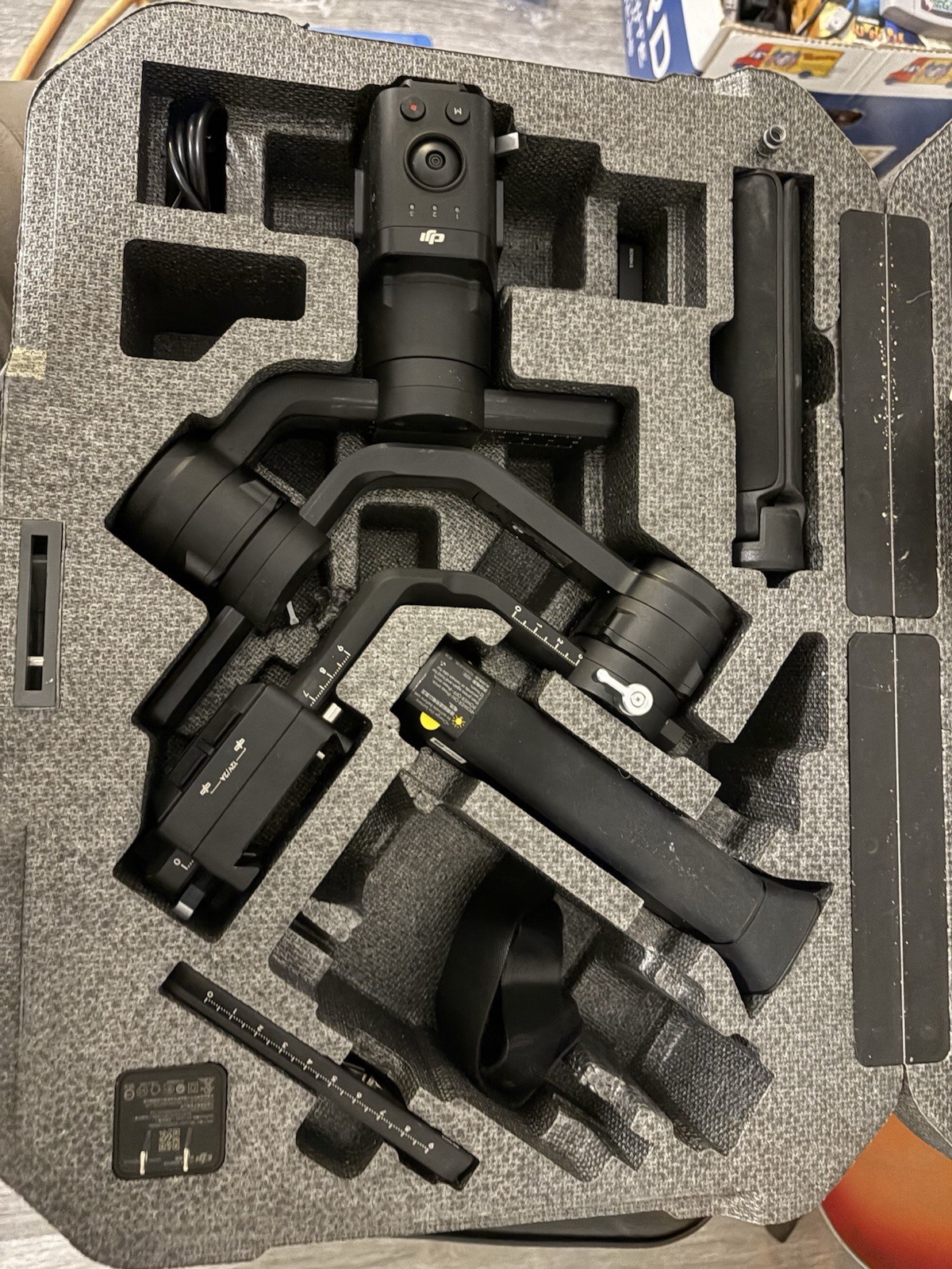 DJI Ronin-S Essentials Camera Stabilizer Kit