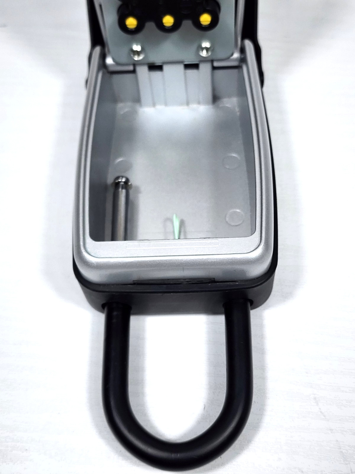 Master Lock - Lock Box Push Button Combination P19918-Instructions included