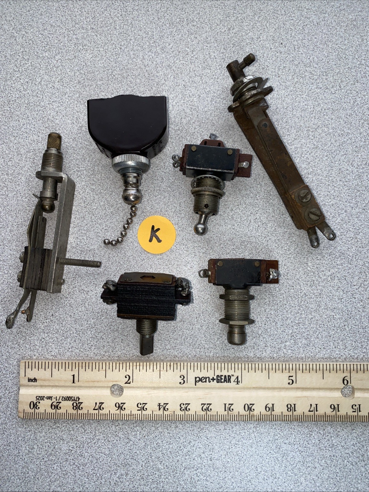 6 MISC VTG Switches Toggle, push button, pull chain, twist /push-pull on/off