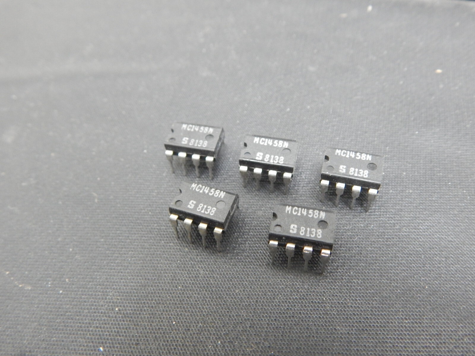 SIGNETICS MC1458N DUAL OP AMP 8 PIN DIP IC - LOT OF 10 IC'S - USA FAST SHIPPING