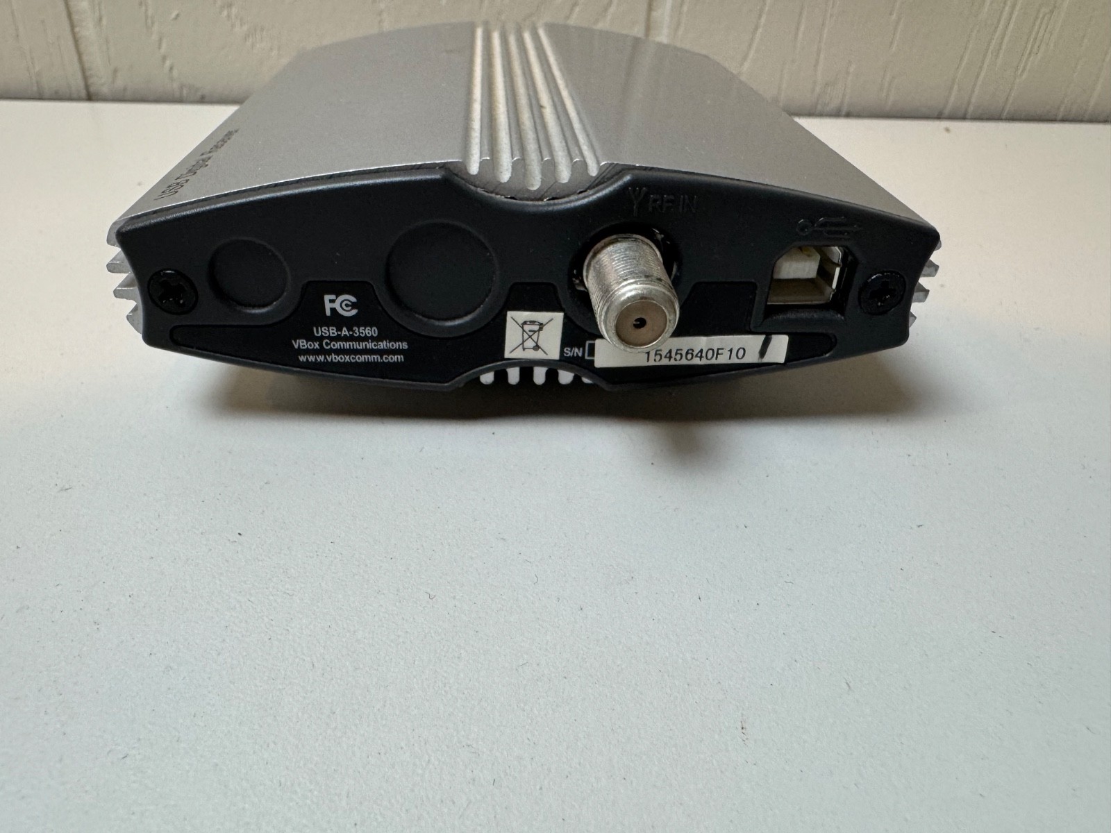 VBox communications USB-A-3560 USB Digital Receiver