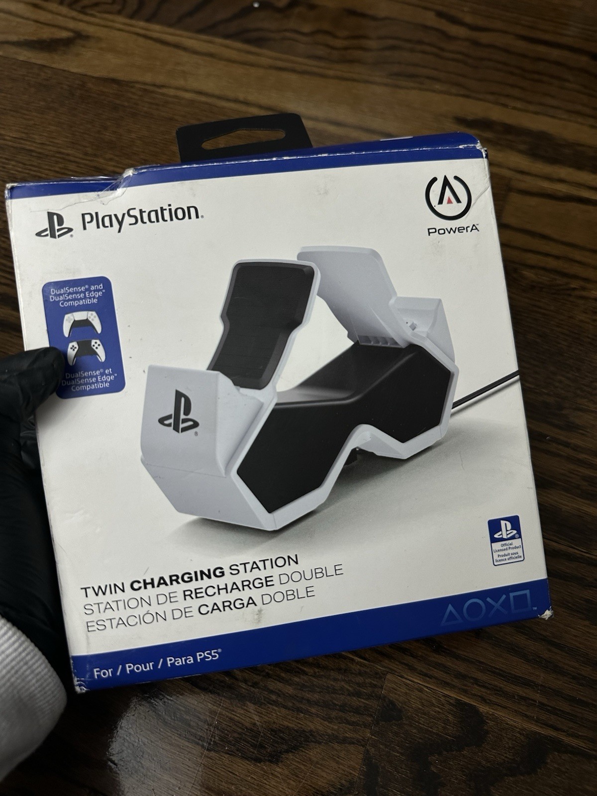 Open Box PowerA 1516956-01 Twin Charging Dock - Black/White