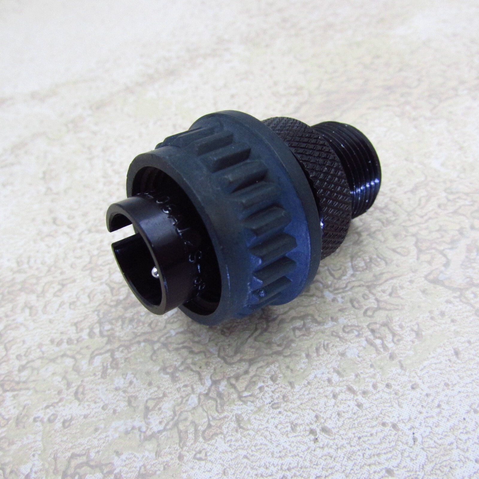 Amphenol CR3106A12S-3P-9 2 Position Circular Connector
