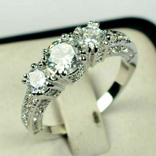 Lab-Created 1.50 Ct Round Cut White Diamond Engagement Ring 925 Sterling Silver