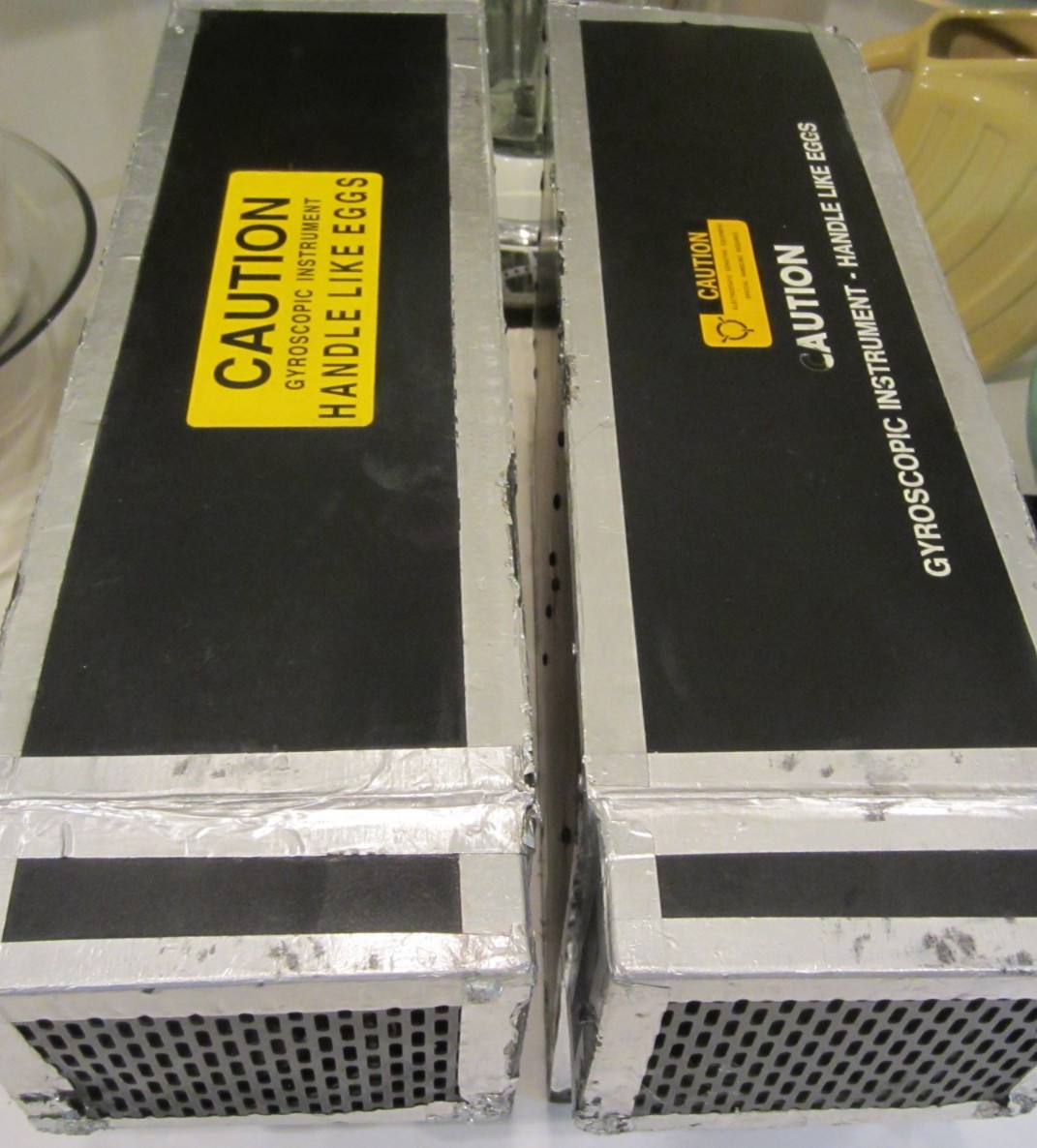LOT 2 HONEYWELL AH-600 ATTITUDE HEADING REF SYSTEMS AHRS DAMAGED CASES HANDLE