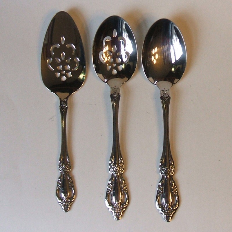 Oneida Raphael Stainless Flatware 3 Serving Pieces Spoons Pie Server