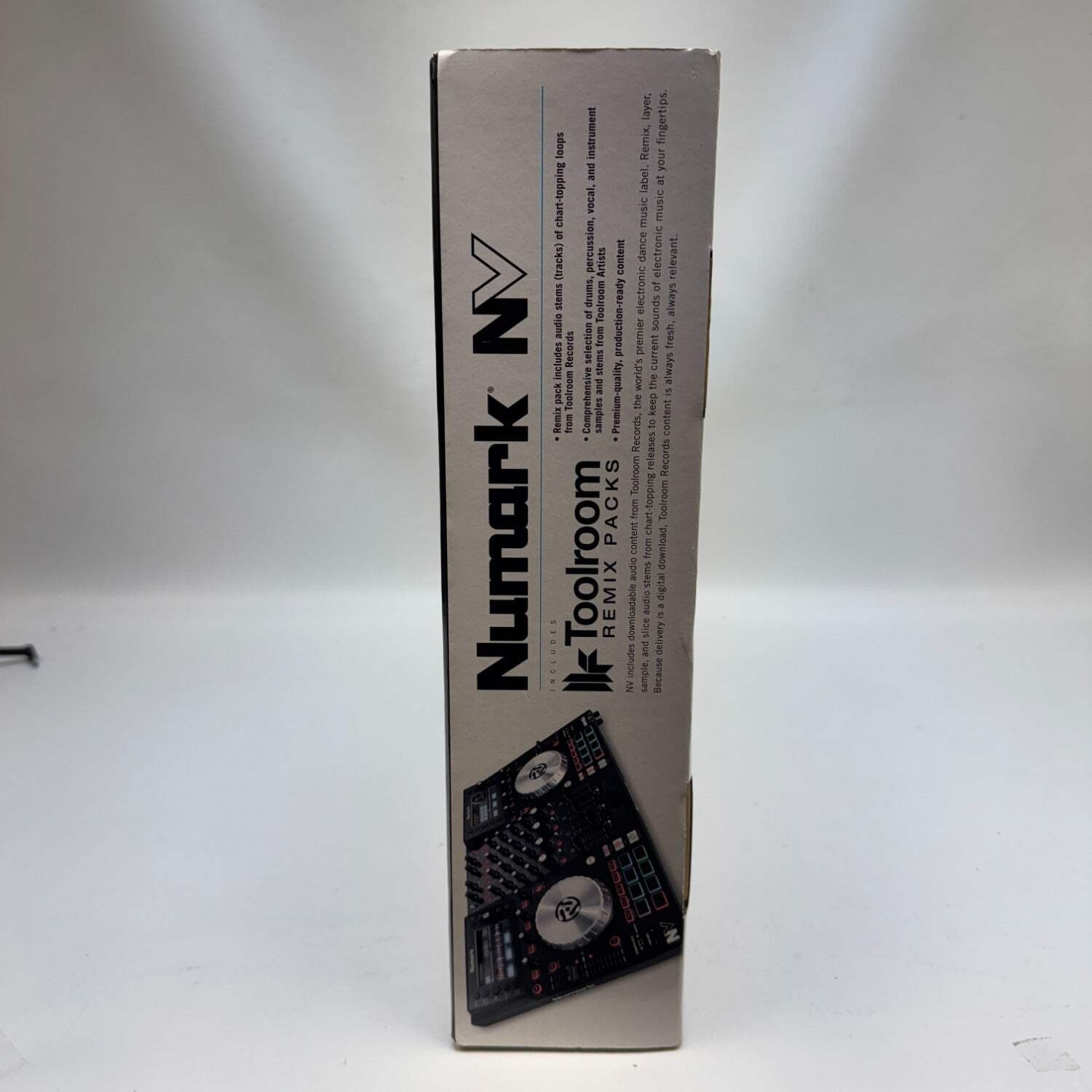 Numark NV 4-Channel Dual-Display Serato DJ Controller