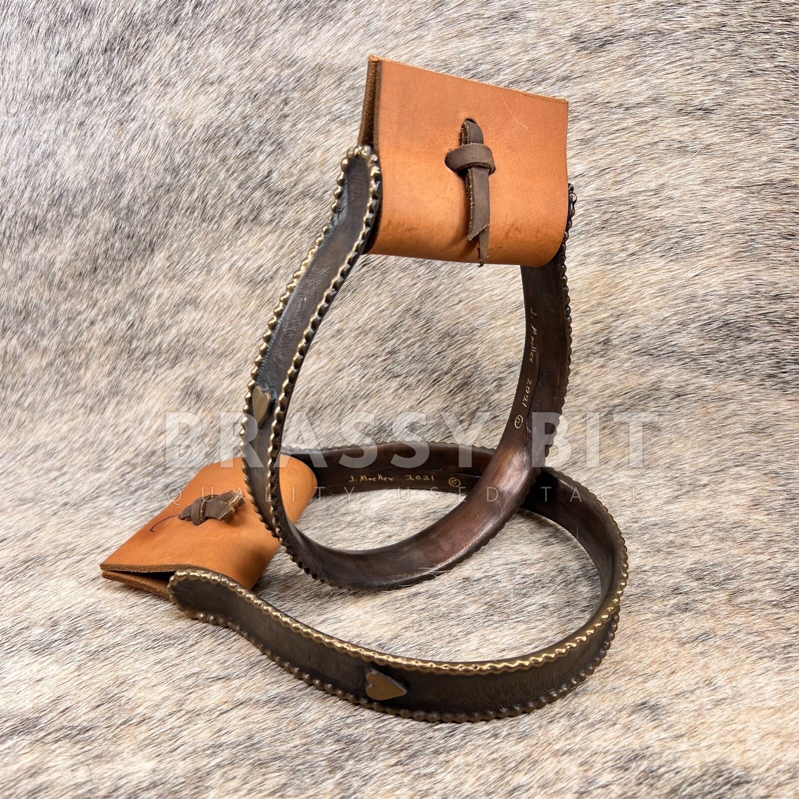 J Moeller Custom Cast Bronze Oxbow Stirrups