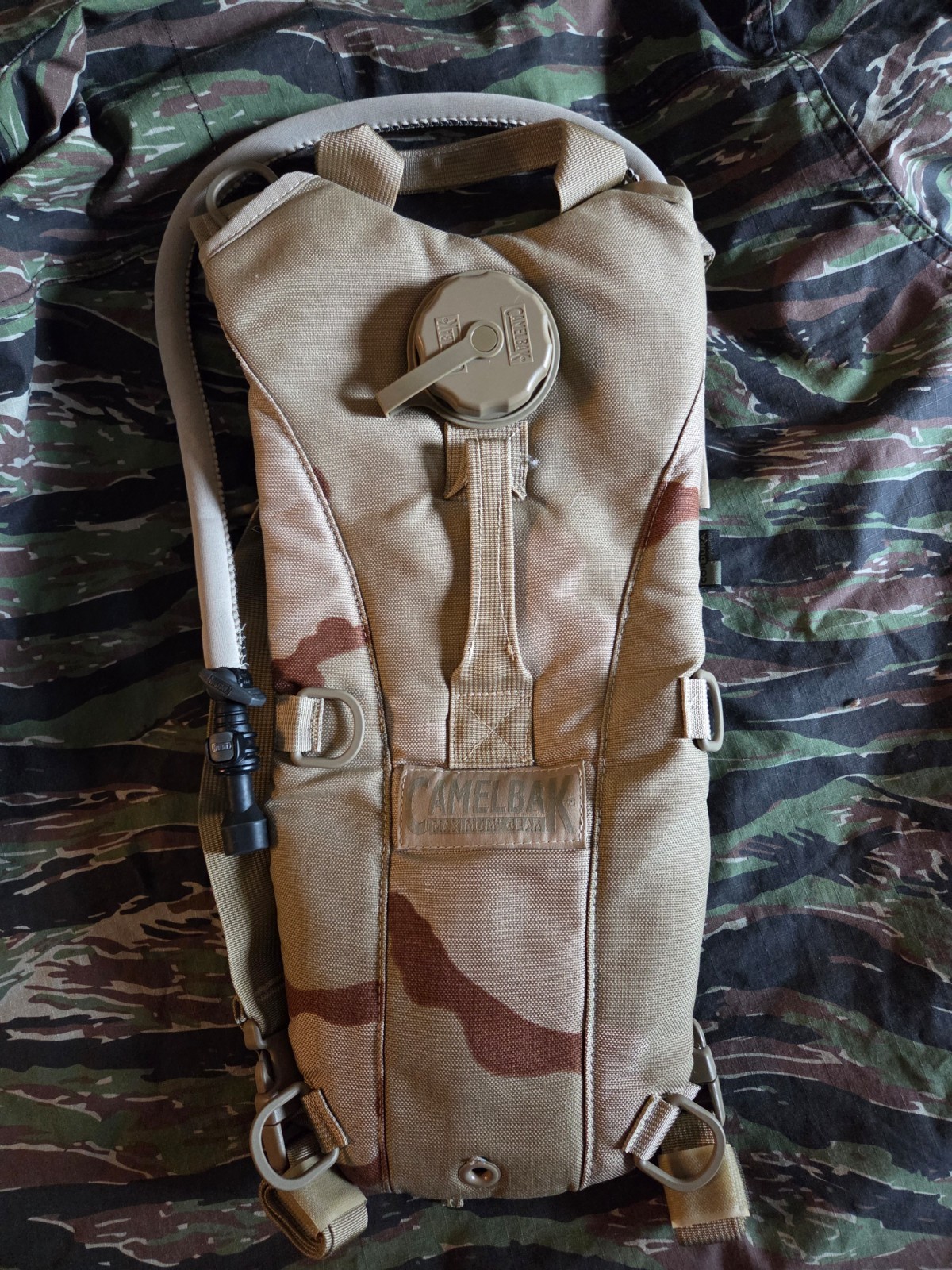 US Army DCU Hydration Carrier 100 OZ 3L System with Bladder Camelback Thermobak