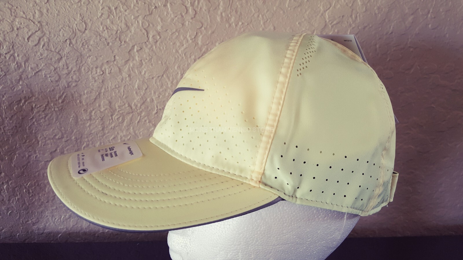 Nike Women Adjustable Cap Featherlight DC4090-821 Yellow Gray