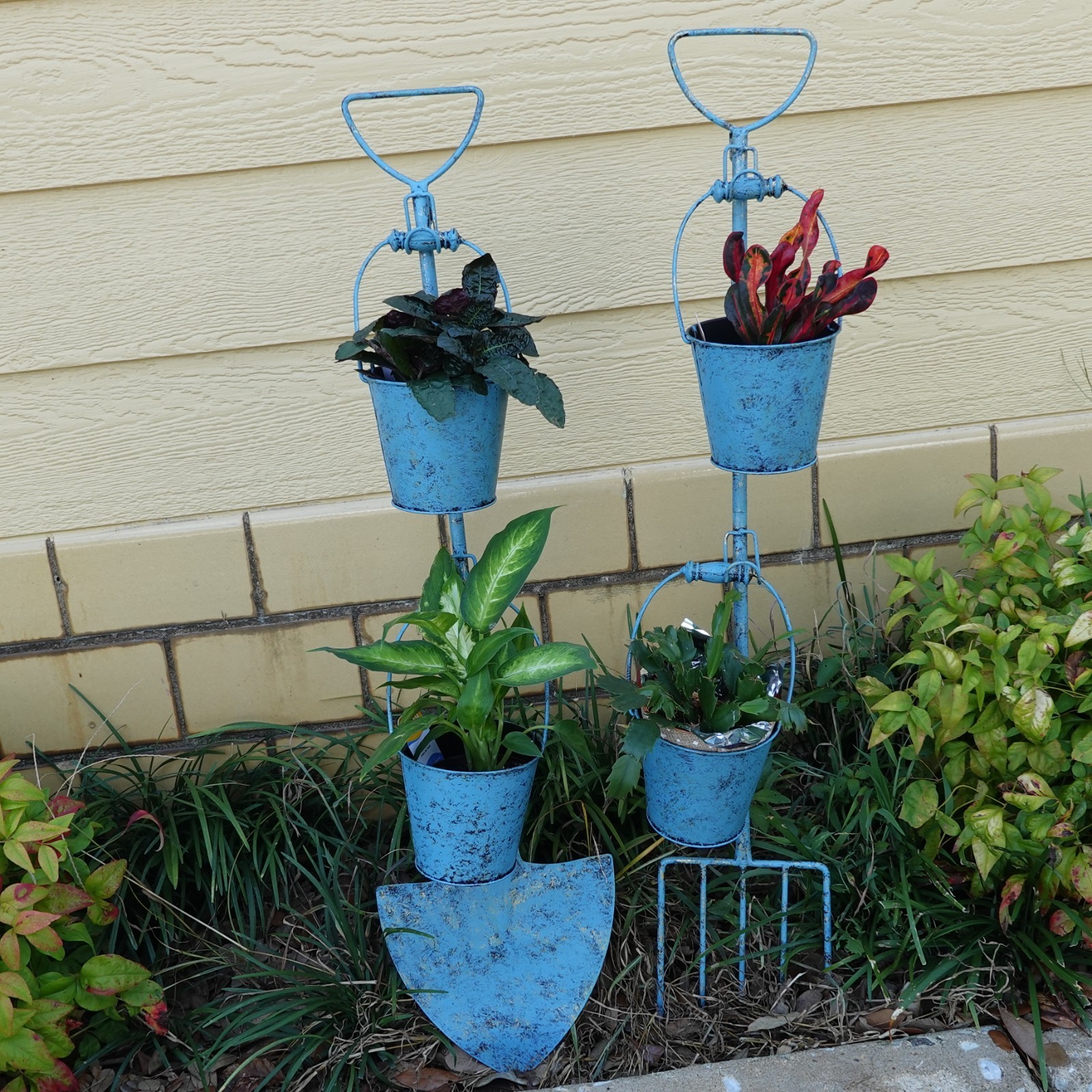 Plow & Hearth Set of 2 Garden Tool Wall/Yard Art with Bucket Planters