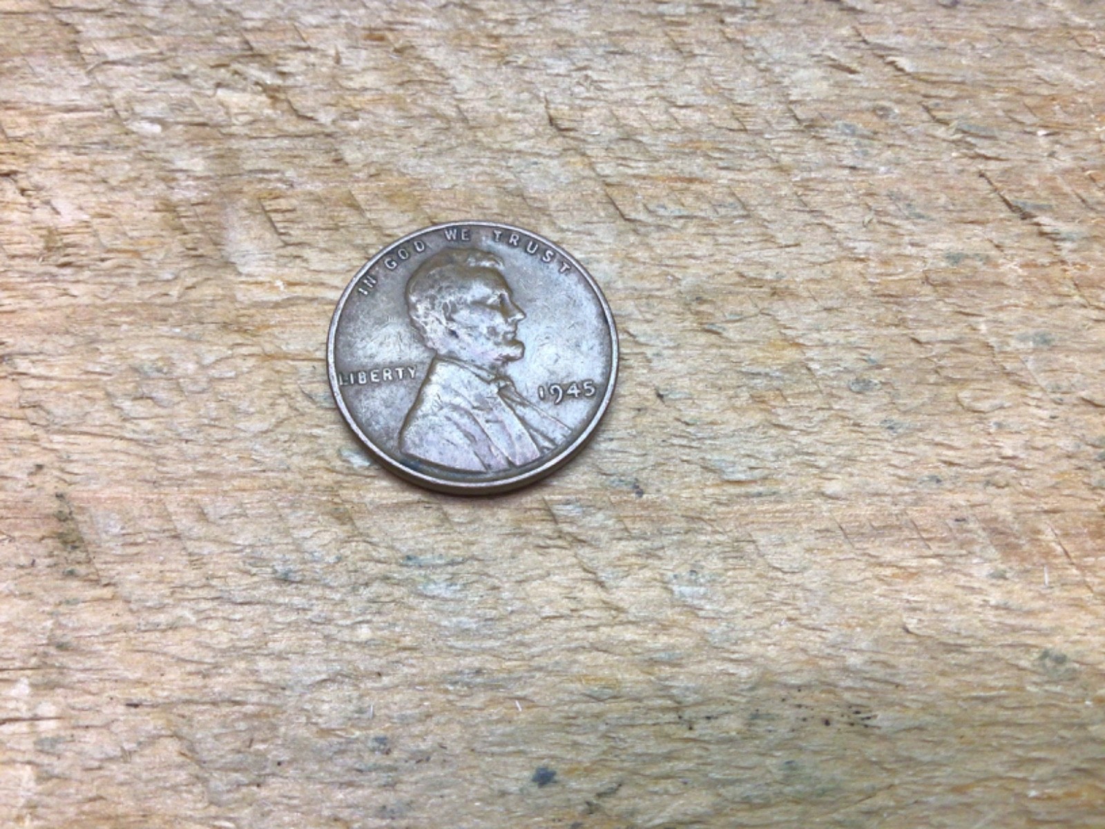 1945 Lincoln Wheat Cent,  Penny  Nice Detail CIRCULATED **FREE SHIPPING**