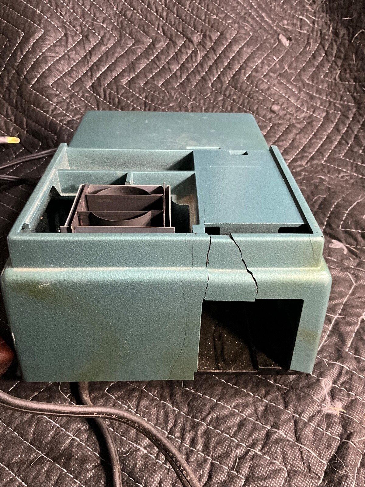 Slide Projector Argus Special 35mm Model 55 Vintage With Working Bulb