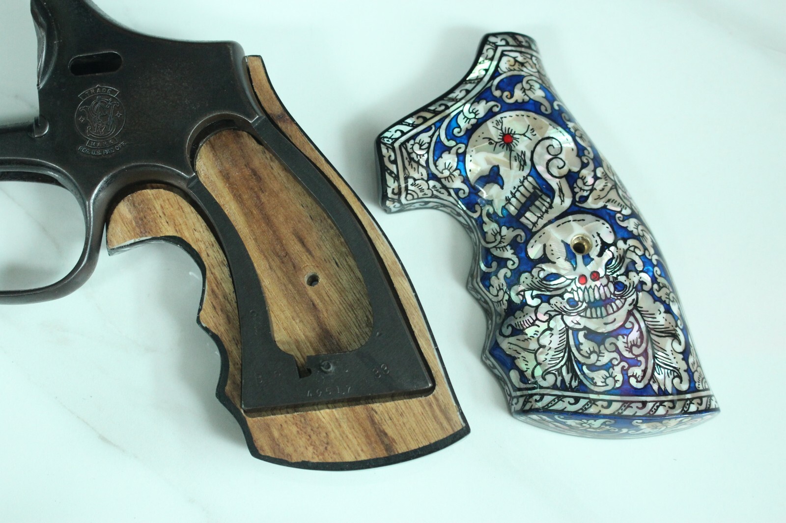 MOTHER OF PEARL GRIPS FOR S&W K, L FRAME SQ/RD BUTT BLUE SKULL ART VITOONMAKERS