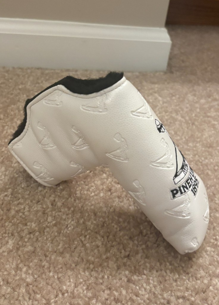 Pinehurst Blade Putter Head Cover White Snap Fit New Without Tags
