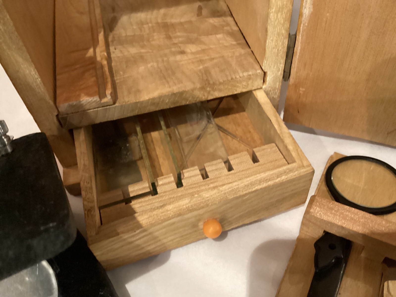 VINTAGE IN ORIGINAL WOOD BOX & ACCESSORIE AUTHENTIC STELLAR #B104 MICROSCOPE NR