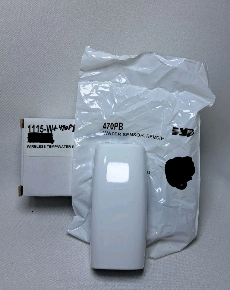 DMP 1115-W Water Sensor + DMP 470 PB Water Sensor Remote (Bundle)