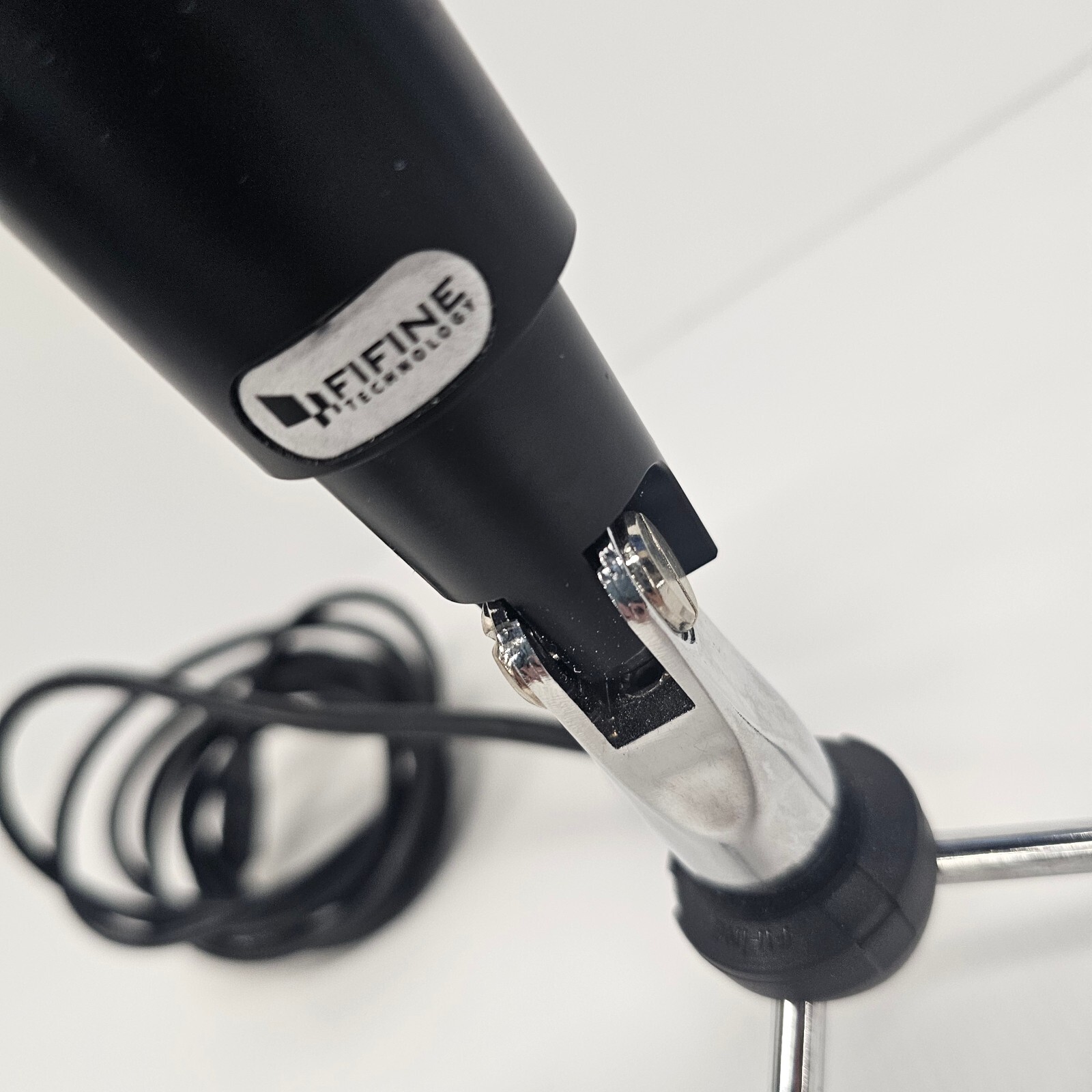 FiFine Technologies USB Plug & Play Microphone w/ Stand
