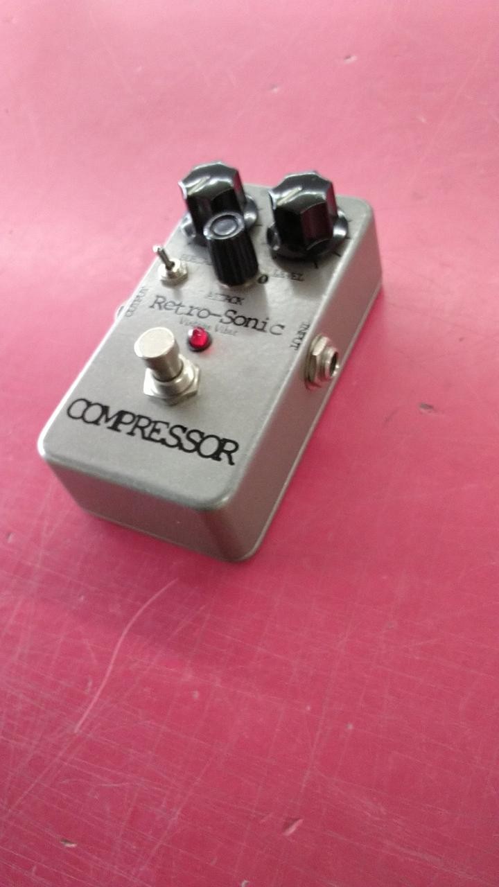 RETRO-SONIC / COMPRESSOR (no.260411)