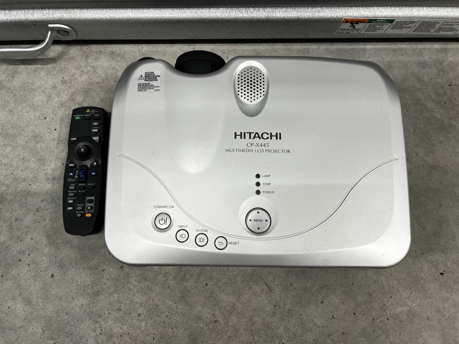 Hitachi CP-X445 Multimedia LCD Projector w/ Remote VGA HDMI Classroom Projector