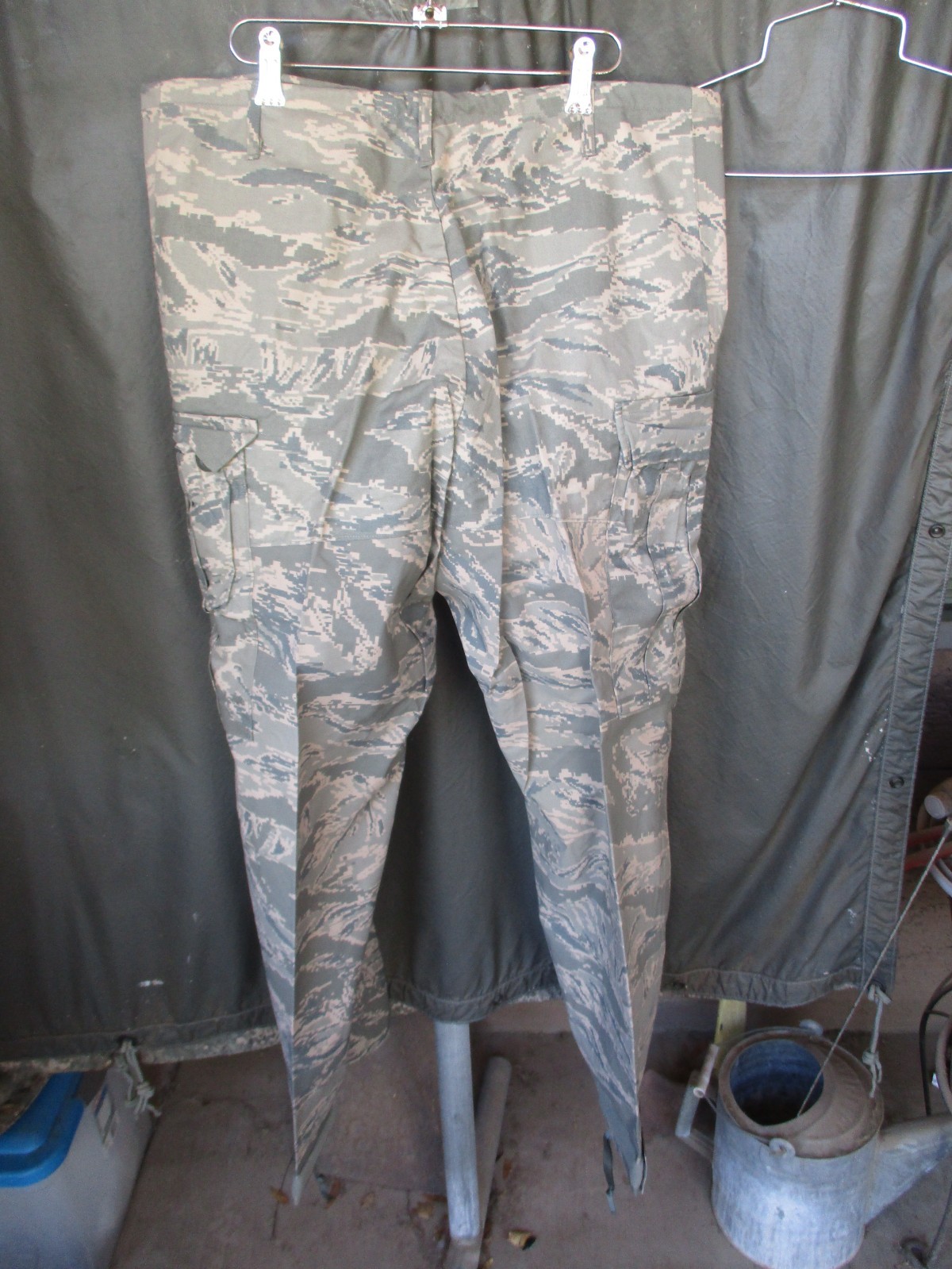 NWT Oldgen USAF Tiger Stripe GORE TEX Rain Pants, ECWCS, MEDIUM REGULAR 37 waist