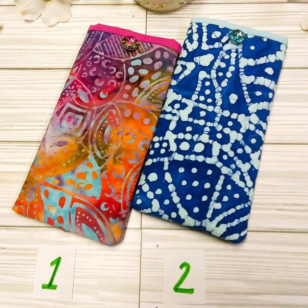 BATIK TIE DYE Eyeglass Readers Case/Pouch, Padded, Button Accent, Handmade