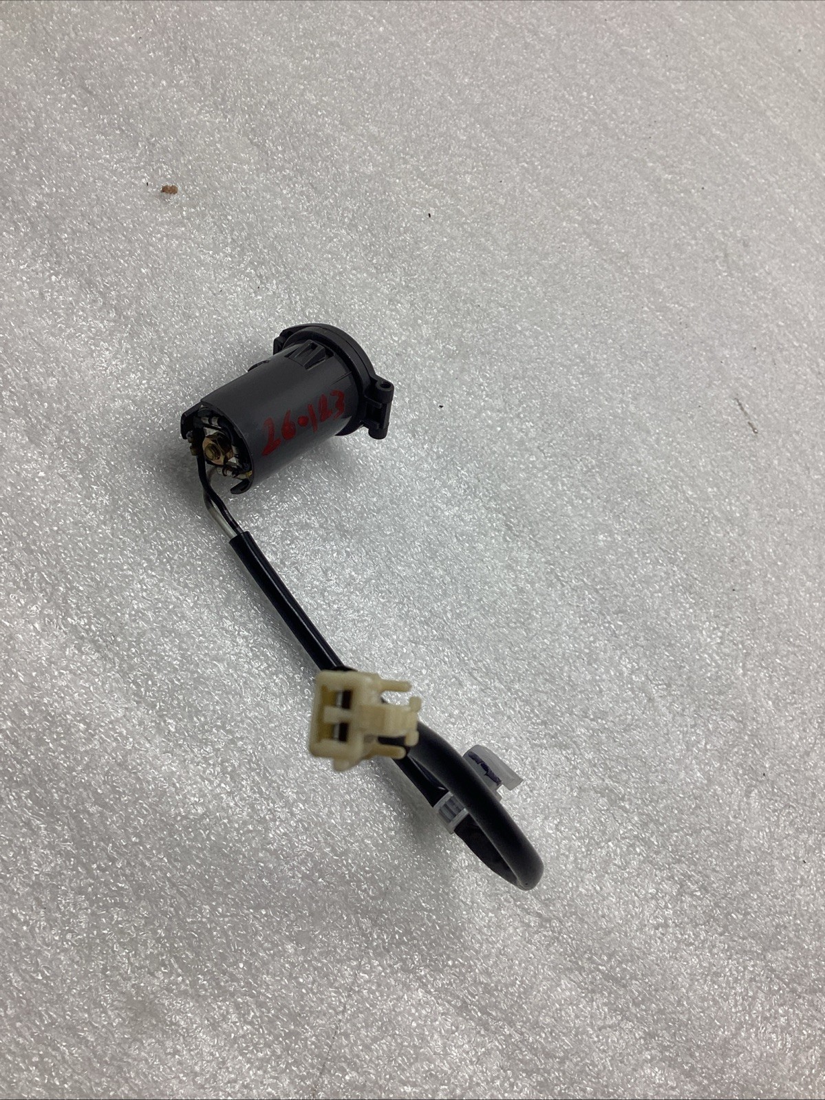 2001-2007 Toyota Sequoia Dash Power Socket Outlet 12V OEM
