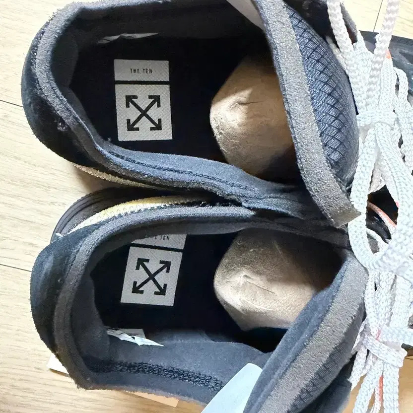 Nike Off-White Air Force V2 Black Official