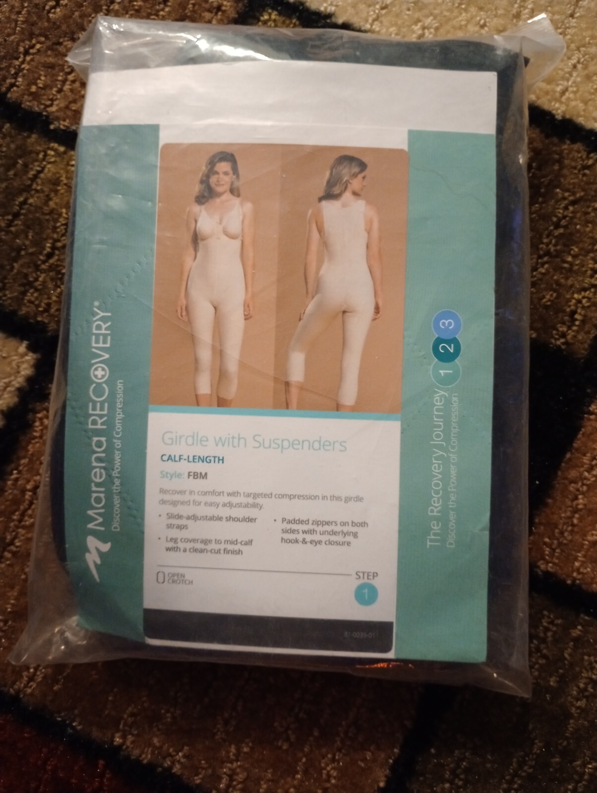 Marena Recovery girdle with Suspenders Step 1