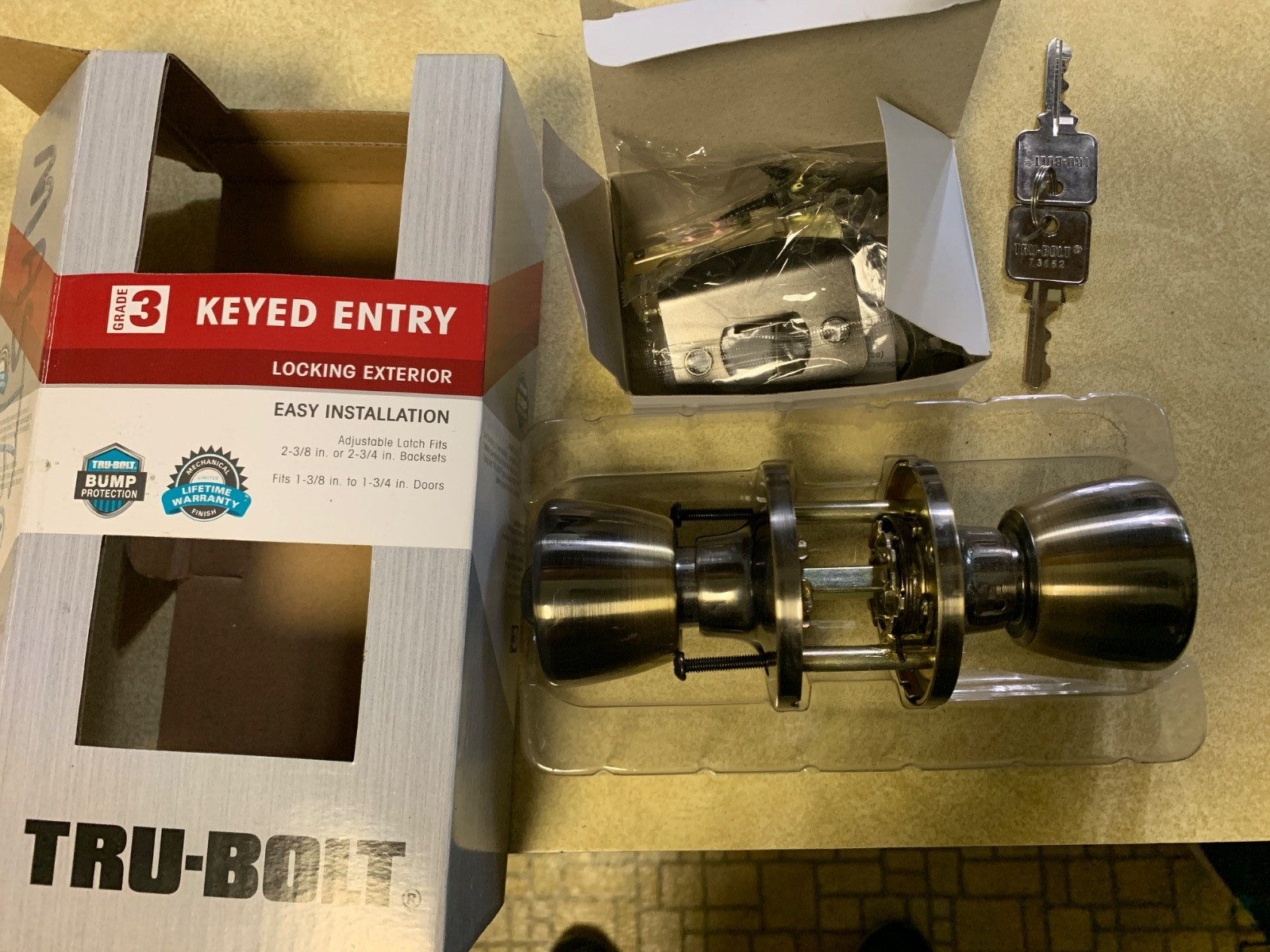 NEW Tru-Bolt Keyed Entry handle lock exterior Model Madison Antique Brass