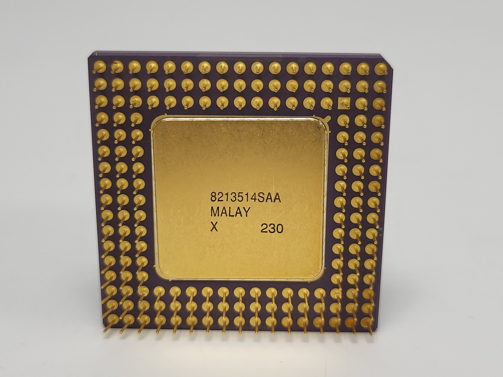 Vintage Intel i486 A80486DX-33 CPU Processor 33MHz, PGA168