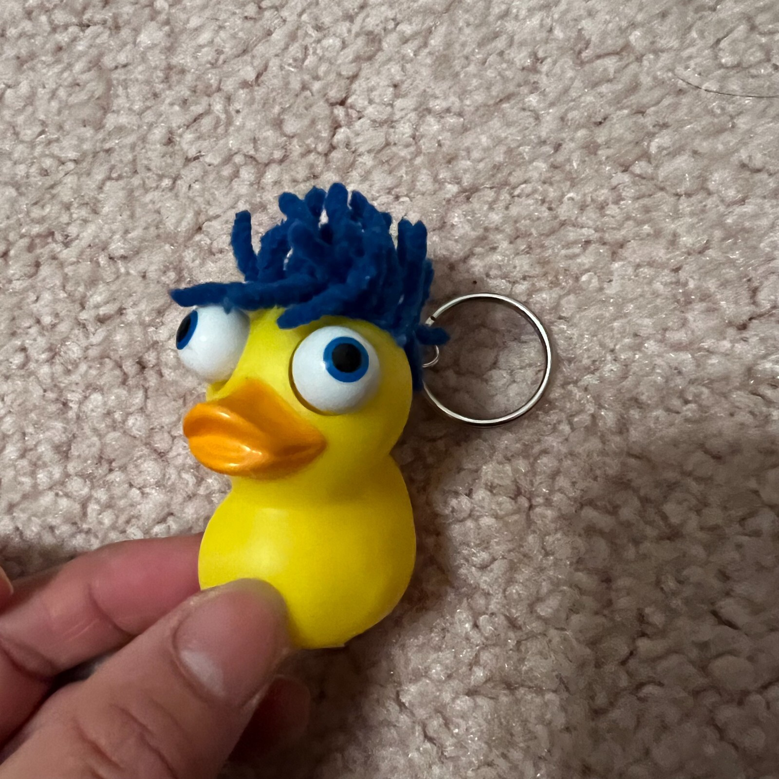 2 PCs Eye-squeezing Bule Hair Duck Keychain Cell Phone & Computer Screen Wiper