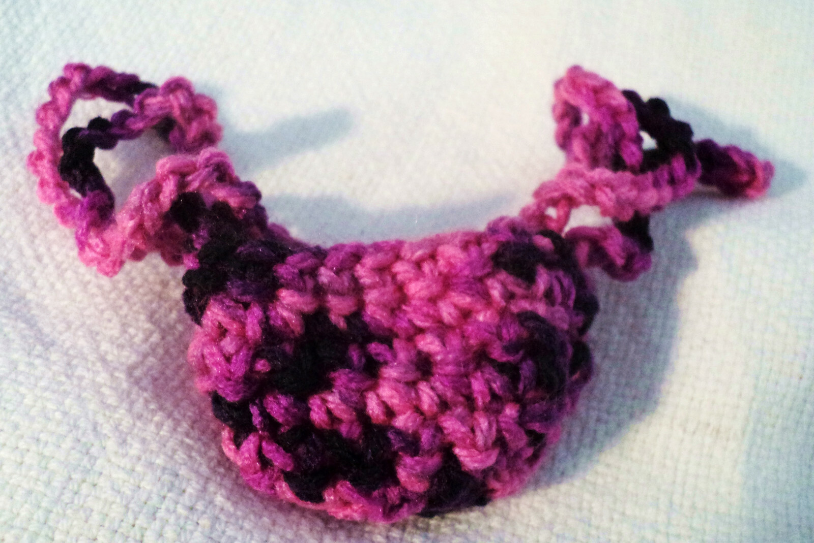New Hand Crocheted Pink & Black  NOSE WARMER Winter Sports Clothing Unisex