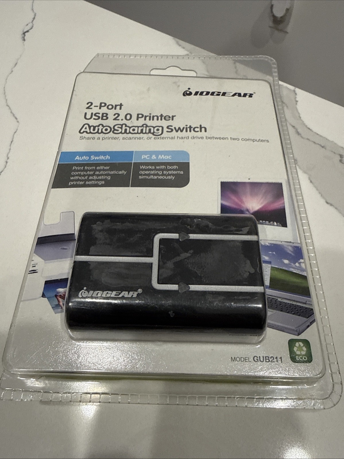 IOGEAR  (GUB211) Network Device