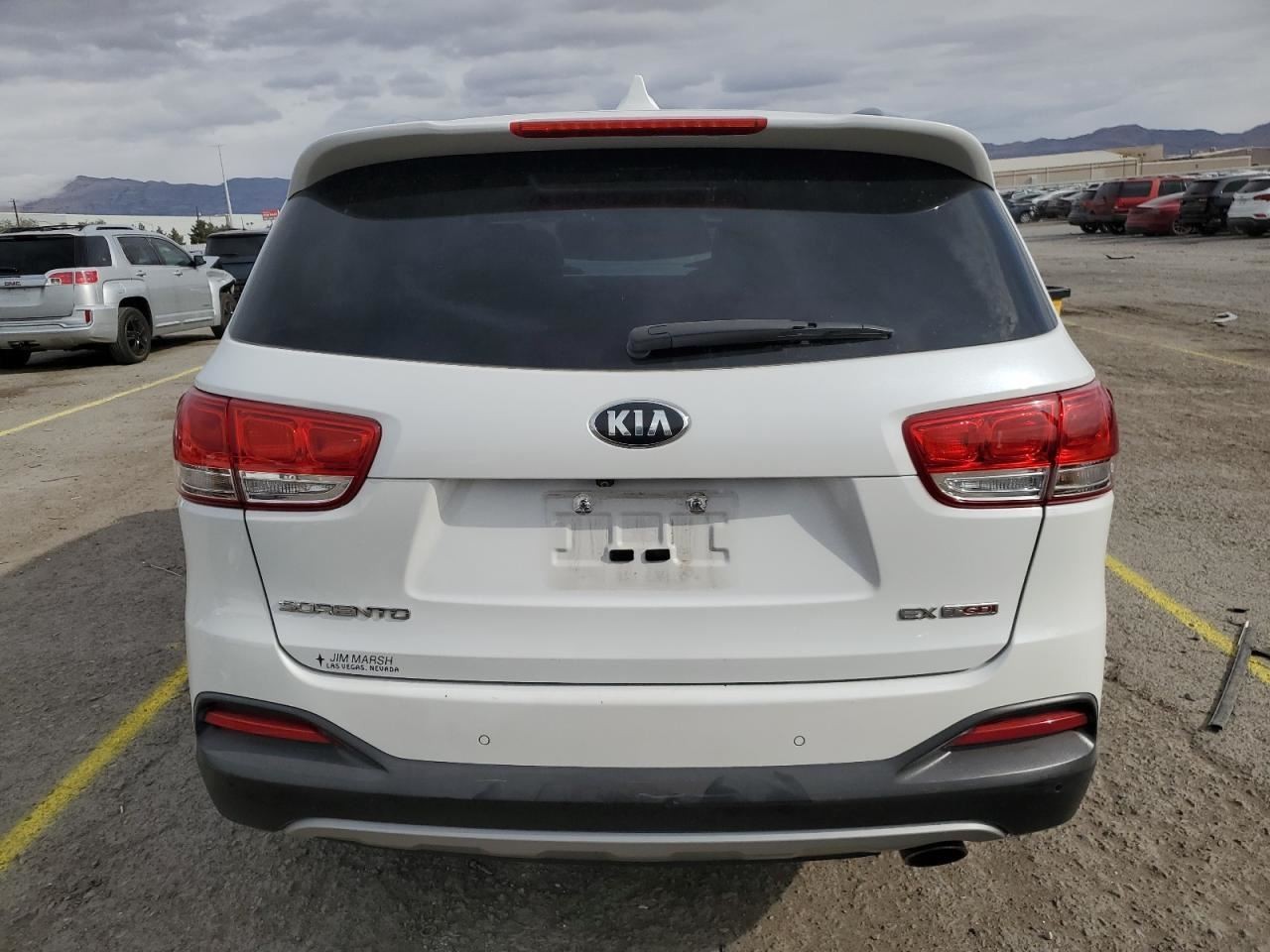 Driver Left Front Spindle/Knuckle AWD Fits 16-18 SORENTO 2442689