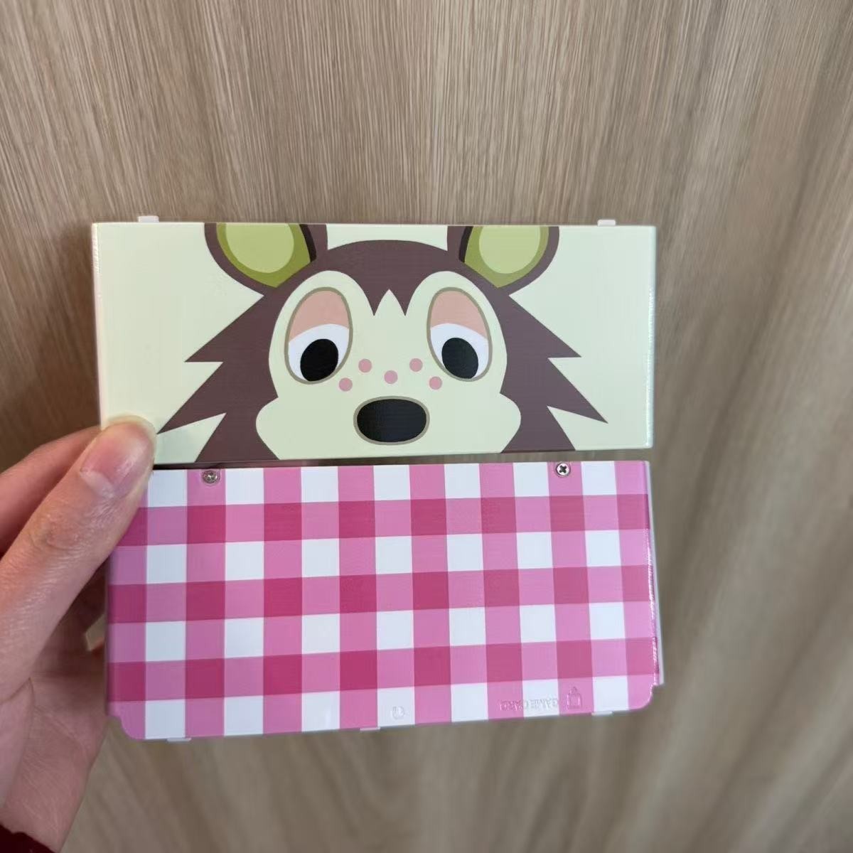 New "New 3DS" version of "Animal Crossing" featuring hedgehog - brand new