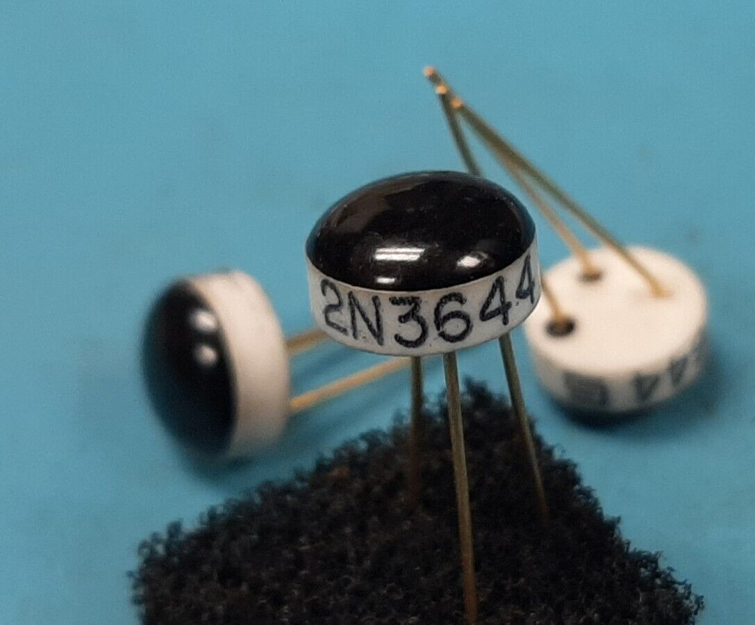( 5 PCS )  2N3644 Silicon NPN Transistor 409 Globe Tope Gold Leads