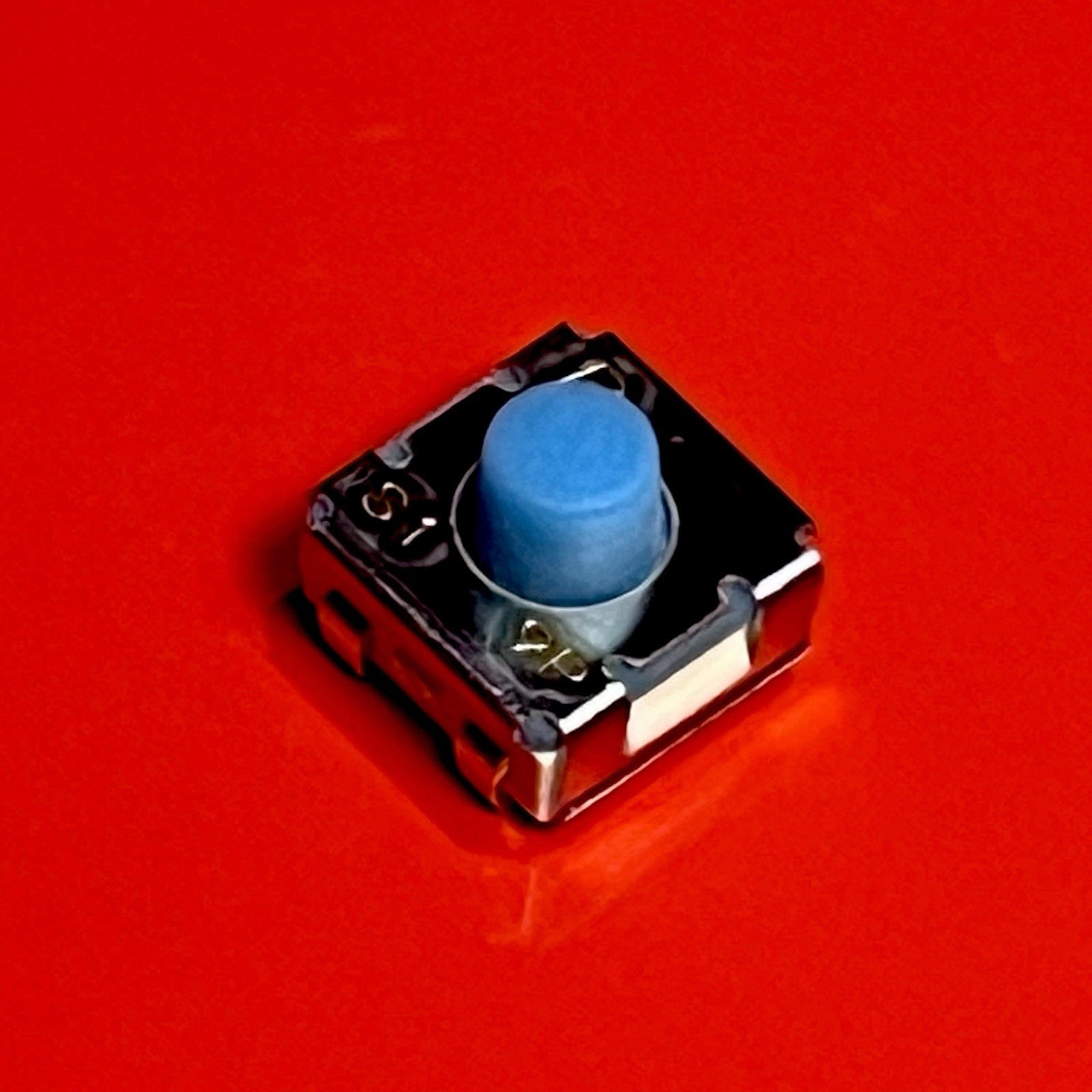 [2x] 7914J Bourns Key Switch 4mm J-Hook SPST-NO Off-Mom. 16V 0.1A