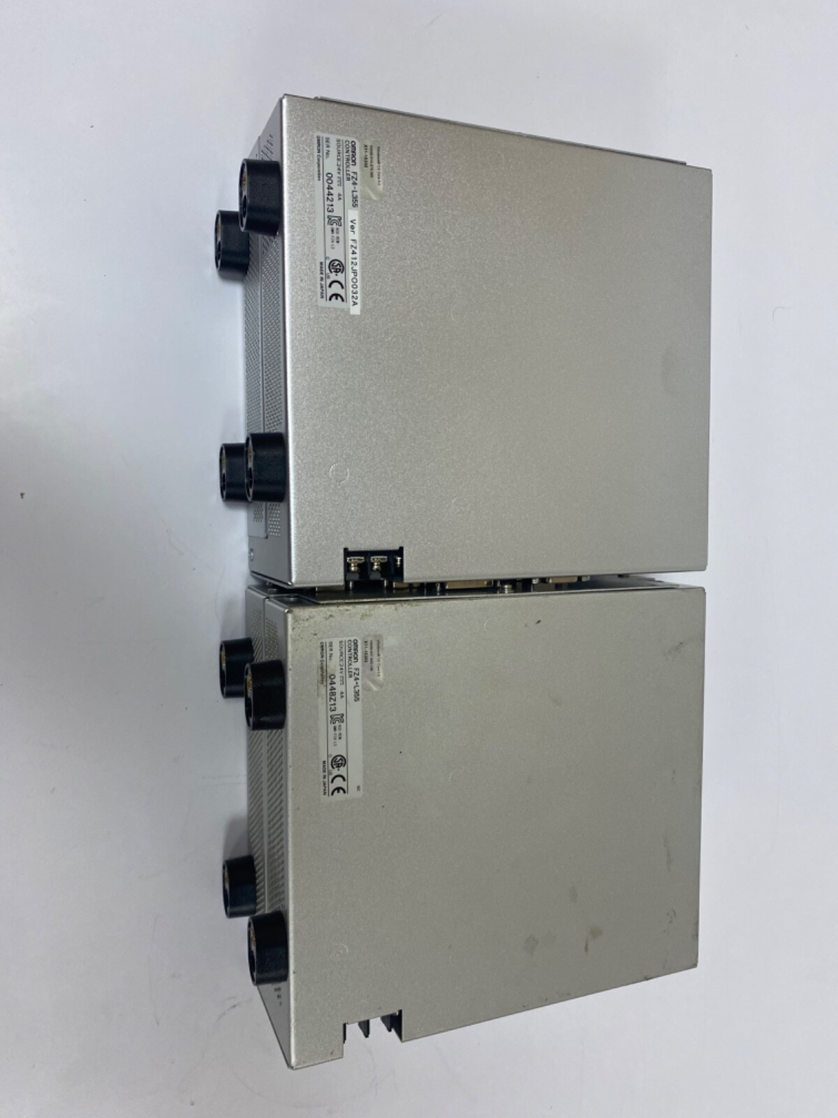 OMRON FZ4-L355 controller