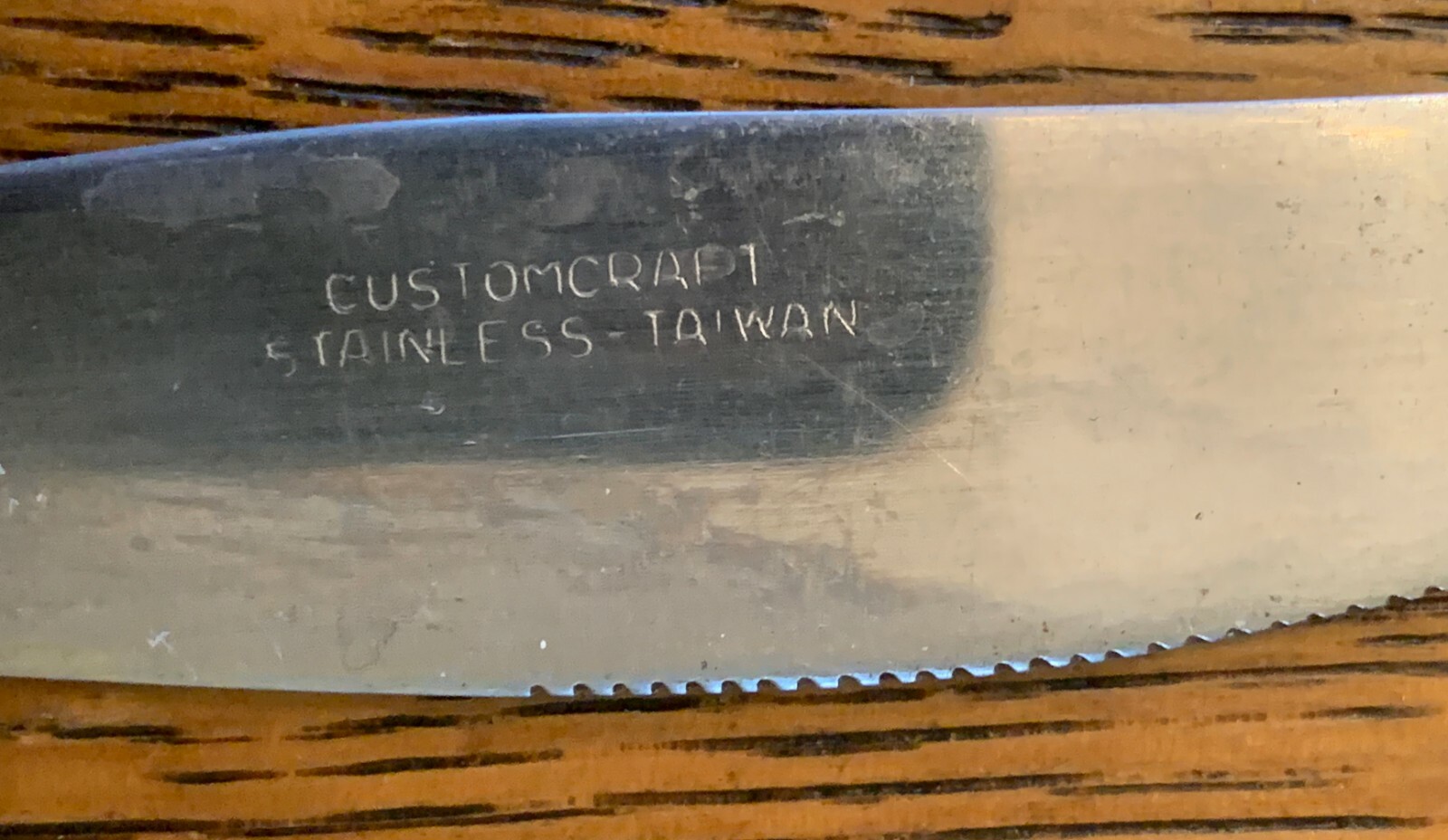 2 Knives CUS5 (STAINLESS) by CUSTOMCRAFT Floral Handle, Textured