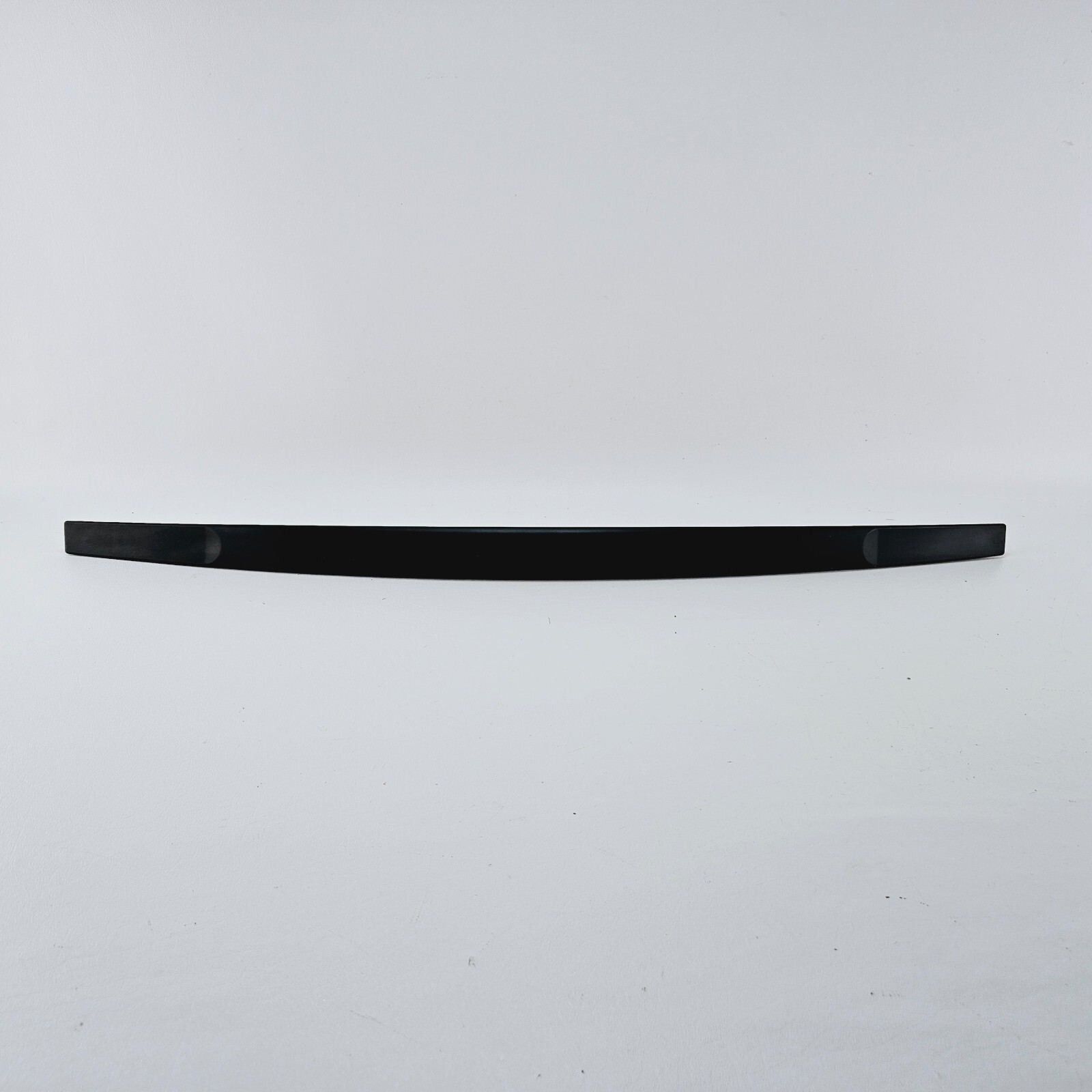 Genuine WHIRLPOOL Built-In Oven, 30" Door Handle # 8302813