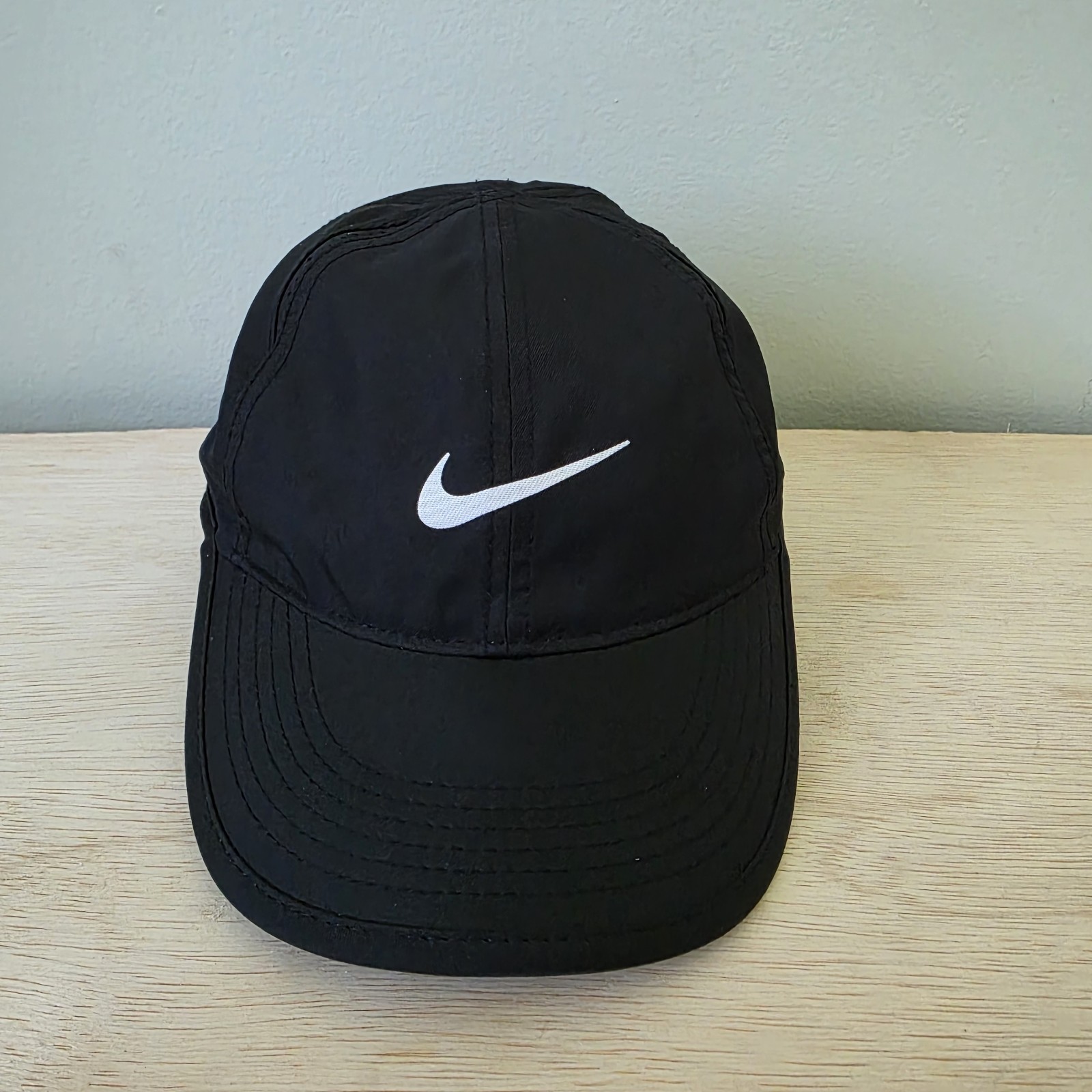 Nike Featherlight Dri-FIT Featherlight Black Adjustable strap Golf/Running Hat