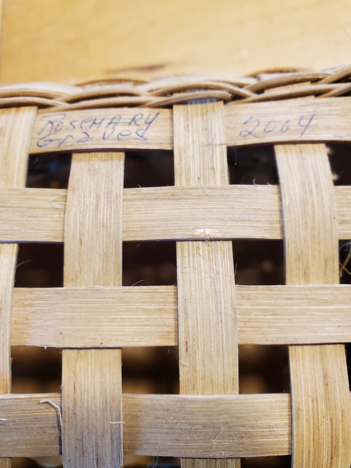 Rose Buddies Bluebird wicker basket